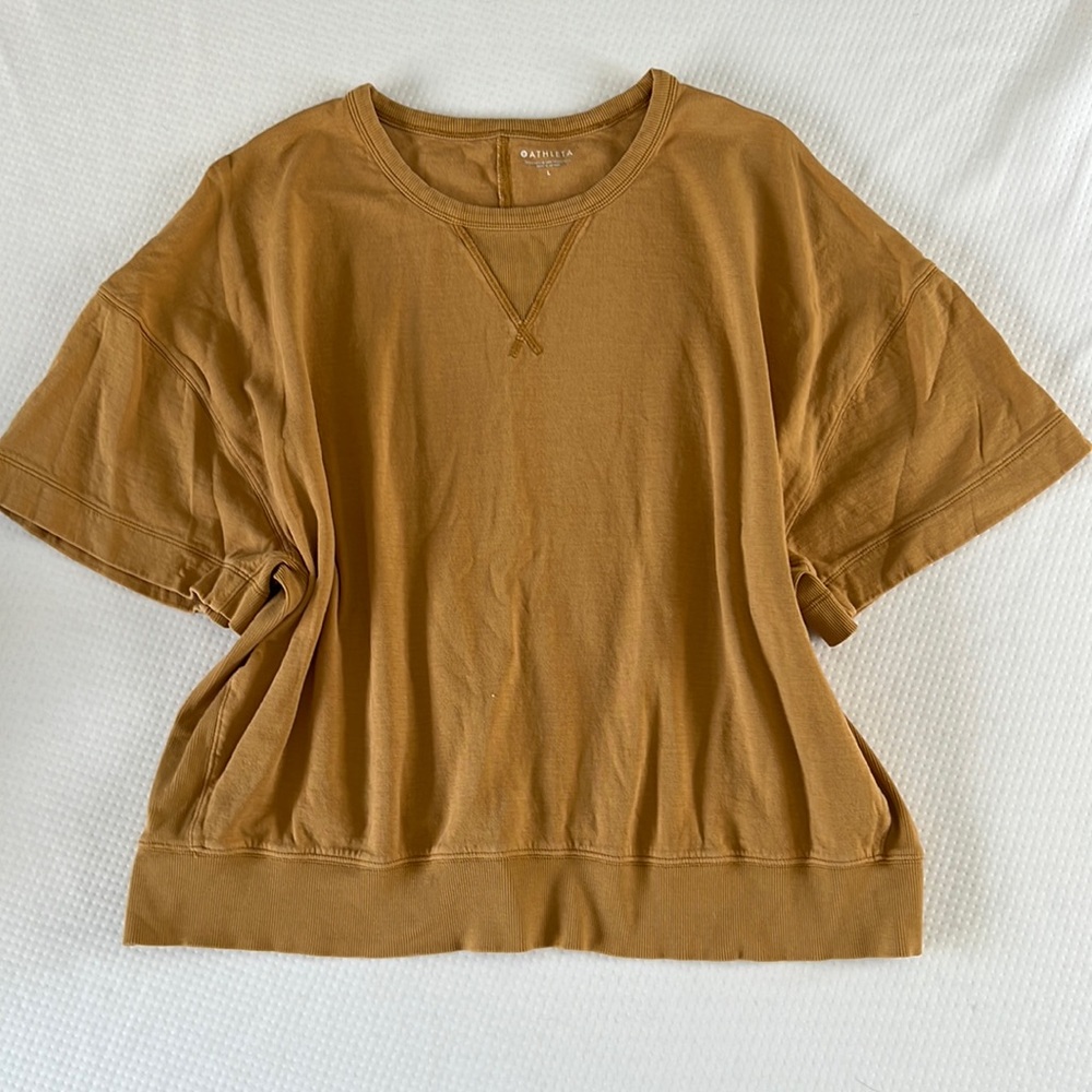 Athleta top